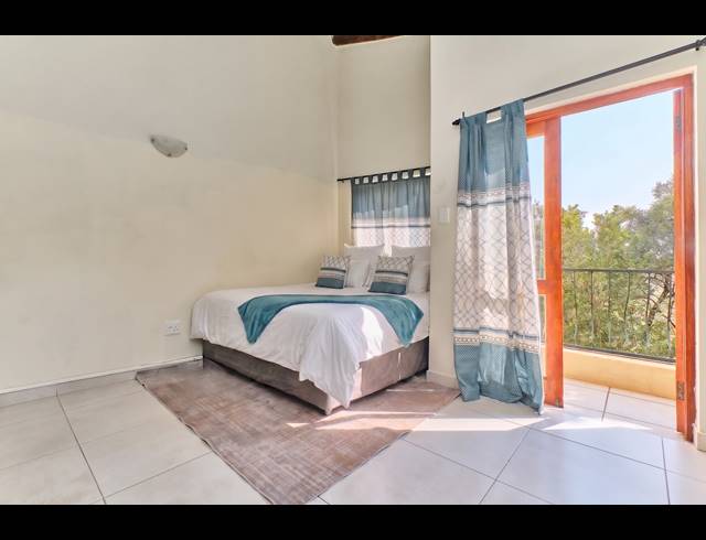2 BEDROOM APARTMENT FOR SALE IN NORTH RIDING